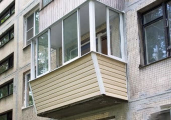холодное остекление с выносом