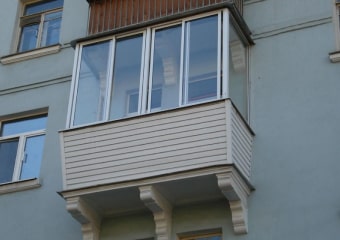 остекление балкона в сталинке
